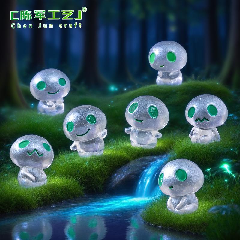 跨境外贸微景观创意夜光小小外星人萌粒 DIY装饰品配件迷你小摆件