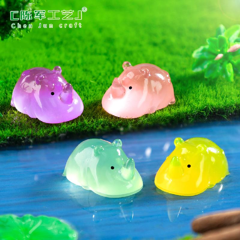 跨境新品微景观创意夜光小犀牛公仔动物 DIY装饰品配件迷你小摆件