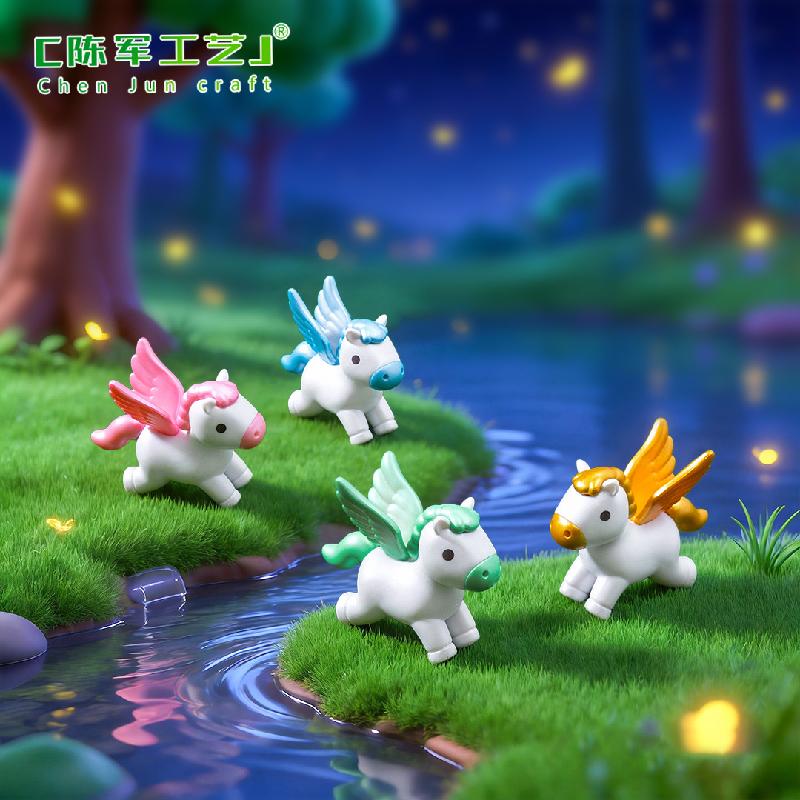 Ngựa có cánh Pegasus mini trang trí tiểu cảnh (PK-692)