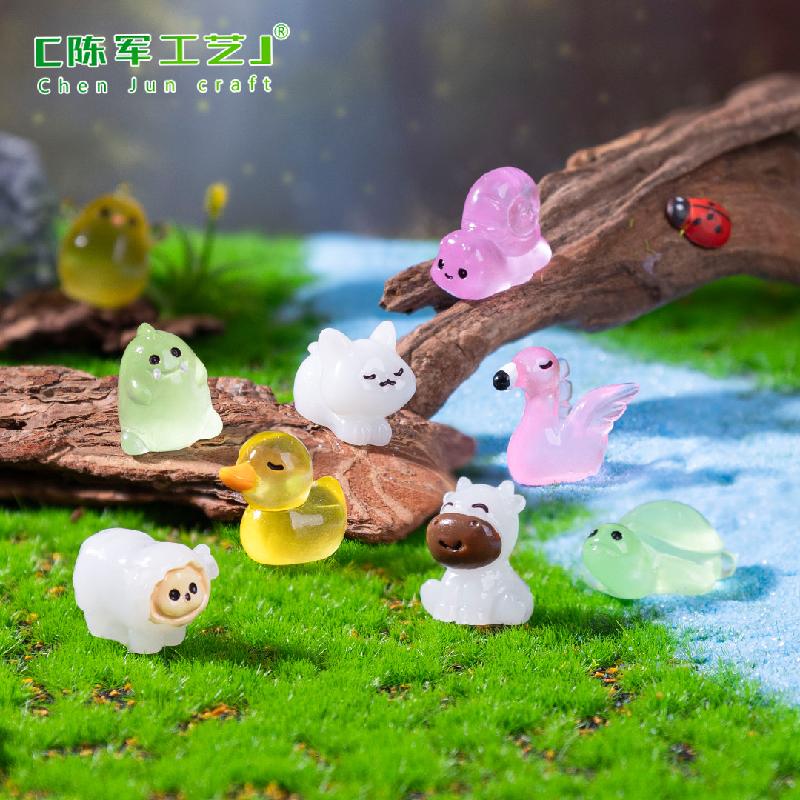 跨境新品微景观创意夜光小猫小兔萌粒动物 DIY装饰配件迷你小摆件