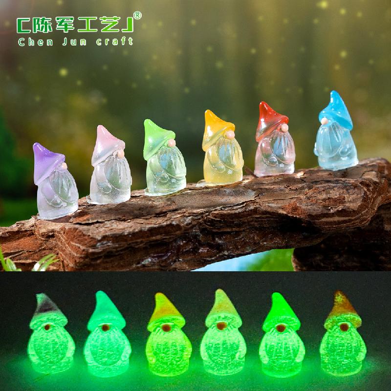 跨境新品微景观创意夜光复活节老人萌粒 DIY装饰品配件迷你小摆件